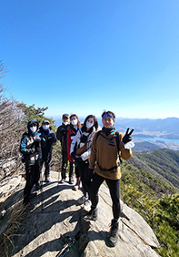 이정민 산행 작은.jpg